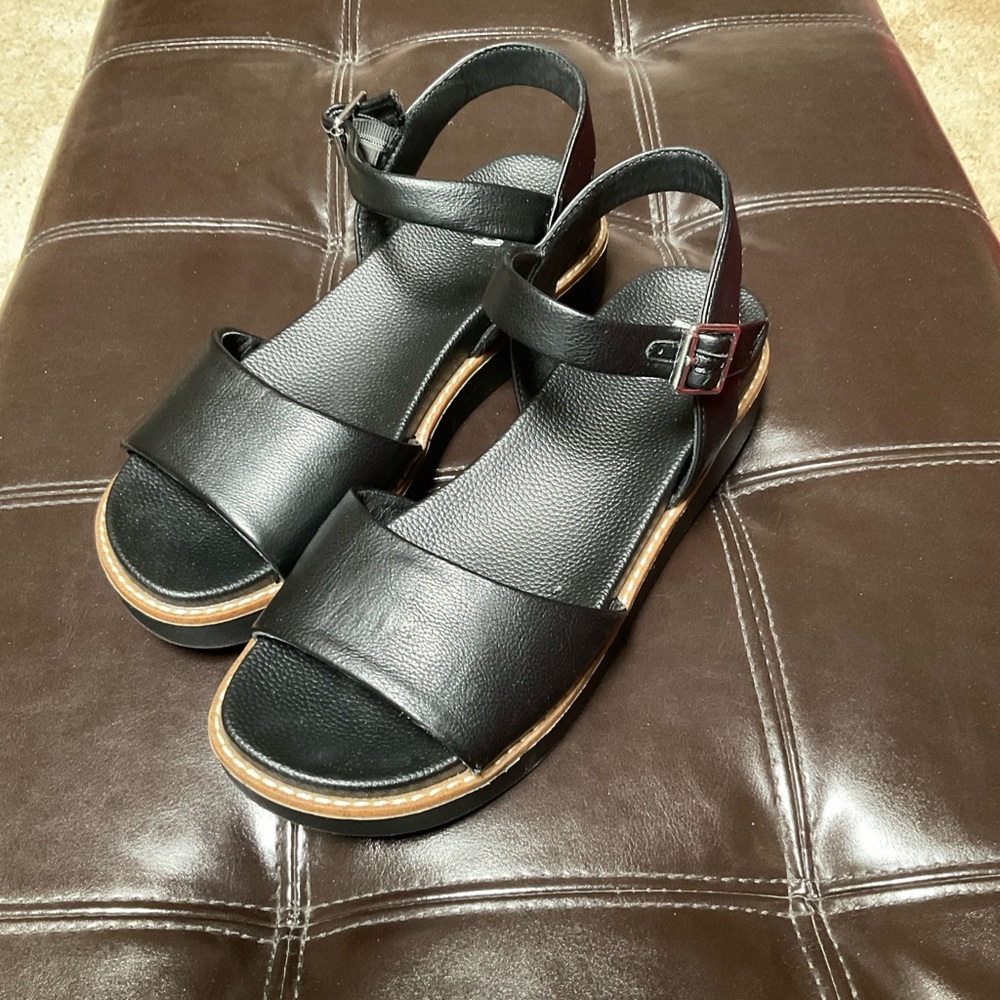 MIA Damasia Black Strappy Sandals
